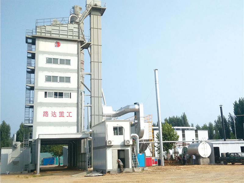 二、2018年10月濟寧工地hqb3500型瀝青攪拌站